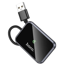Заредете изображение във визуализатора на галерията – Wireless CarPlay adapter Hoco USB A / USB C HU1 black