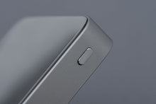 Заредете изображение във визуализатора на галерията – FORCELL F-ENERGY F10K8 Super Slim powerbank compatible with MagSafe PD3.0 QC4.0 15W 10000 mAh grey