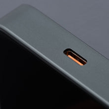 Заредете изображение във визуализатора на галерията – FORCELL F-ENERGY F10K8 Super Slim powerbank compatible with MagSafe PD3.0 QC4.0 15W 10000 mAh black