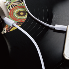 Заредете изображение във визуализатора на галерията – Dudao cable AUX mini jack 3.5mm 1m 3 pole stereo white (L12S white) - TopMag
