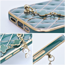 Заредете изображение във визуализатора на галерията – TREND Case for IPHONE 6 / 7 / 8 / SE 2020 / SE 2022 green