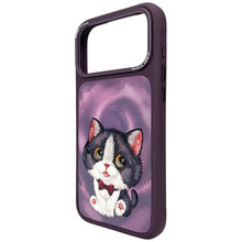 Заредете изображение във визуализатора на галерията – NIMMY case BIG EYED CREAM CAT for IPHONE 18 Pro/17 Pro purple
