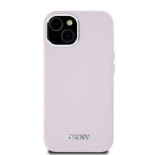 Заредете изображение във визуализатора на галерията – DKNY case for IPHONE 15 compatible with MagSafe DKHMP15SSMCHLP (DKNY HC MagSafe Silicone W/Horizontal Metal Logo) pink

