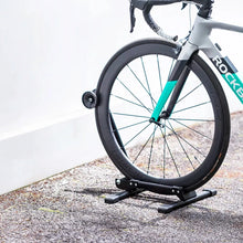 Заредете изображение във визуализатора на галерията – Rockbros 27210001001 Folding Bicycle Stand - Black
