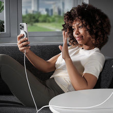 Заредете изображение във визуализатора на галерията – ESR Halolock Qi2 Mini Wireless Charger 15W with MagSafe - Silver
