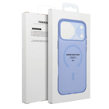 Заредете изображение във визуализатора на галерията – Case for iPhone 12 / 12 Pro Aurora compatible with MagSafe blue
