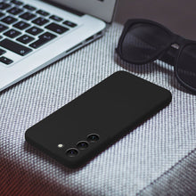 Заредете изображение във визуализатора на галерията – SOFT case for SAMSUNG S25 FE black
