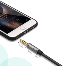 Заредете изображение във визуализатора на галерията – Ugreen AV118 10538 cable 3.5 mm mini jack (male) / 3.5 mm mini jack (female) 5m - silver
