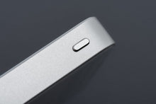 Заредете изображение във визуализатора на галерията – FORCELL F-ENERGY F10K8 Super Slim powerbank compatible with MagSafe PD3.0 QC4.0 15W 10000 mAh white
