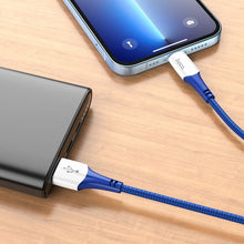 Заредете изображение във визуализатора на галерията – HOCO кабел USB A към Lightning 2,4A X88 1 м бял
