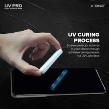Заредете изображение във визуализатора на галерията – UV PRO Tempered Glass X-ONE - за Samsung Galaxy S20 Plus (съвместимо с кейс)

