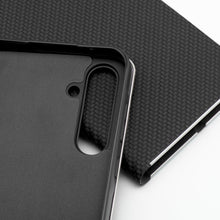 Заредете изображение във визуализатора на галерията – Калъф тип книга LUNA Carbon SAMSUNG A7 2018 черен
