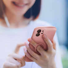 Заредете изображение във визуализатора на галерията – Гръб Roar Amber за IPHONE 12 Розов
