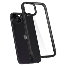 Заредете изображение във визуализатора на галерията – SPIGEN ULTRA HYBRID калъф за IPHONE 13 matte черен
