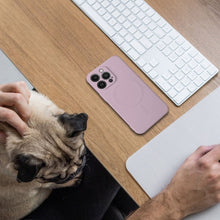 Заредете изображение във визуализатора на галерията – Гръб SILICONE MAG COVER съвместим с MagSafe за IPHONE 11 Pro розов
