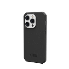 Заредете изображение във визуализатора на галерията – Гръб UAG Urban Armor Gear BIODEGRADABLE OUTBACK за IPHONE 14 Pro черен
