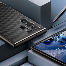 Заредете изображение във визуализатора на галерията – Оригинален гръб SPIGEN NEO HYBRID for SAMSUNG S23 Ultra gunmetal
