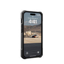 Заредете изображение във визуализатора на галерията – Гръб UAG Urban Armor Gear MONARCH за IPHONE 15 kevlar черен
