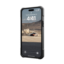 Заредете изображение във визуализатора на галерията – Гръб UAG Urban Armor Gear MONARCH за IPHONE 15 Plus kevlar черен
