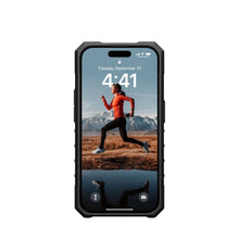 Заредете изображение във визуализатора на галерията – (UAG) Urban Armor Gear Plasma калъф за IPHONE 15 PRO пепеляв
