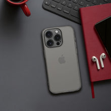 Заредете изображение във визуализатора на галерията – Гръб PREMIUM 1,5 mm за IPHONE 7 / 8 / SE 2020 transprent черен
