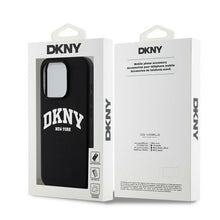 Заредете изображение във визуализатора на галерията – DKNY калъф за IPHONE 15 Pro съвместим с MagSafe DKHMP15LSNYACH (DKNY HC MagSafe Силикон с бял арков логотип) черен
