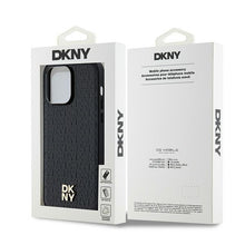 Заредете изображение във визуализатора на галерията – DKNY калъф за IPHONE 14 Pro Max съвместим с MagSafe DKHMP14XPSHRPSK (DKNY HC MagSafe Pu Повторен модел с логотип) черен
