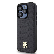 Заредете изображение във визуализатора на галерията – DKNY калъф за IPHONE 15 Pro съвместим с MagSafe DKHMP15LPSHRPSK (DKNY HC MagSafe Pu Повторен модел с логотип) черен
