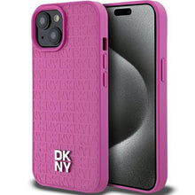Заредете изображение във визуализатора на галерията – DKNY калъф за IPHONE 15 съвместим с MagSafe DKHMP15SPSHRPSP (DKNY HC MagSafe Pu Повторен модел с логотип) розов
