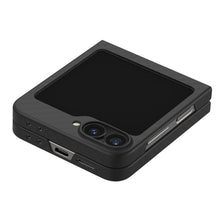 Заредете изображение във визуализатора на галерията – Оригинален гръб SPIGEN AIRSKIN for SAMSUNG Z Flip 6 aramid черен
