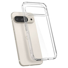 Заредете изображение във визуализатора на галерията – SPIGEN ULTRA HYBRID калъф за GOOGLE Pixel 9 / 9 Pro XL crystal clear
