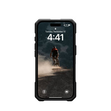 Заредете изображение във визуализатора на галерията – Гръб UAG Urban Armor Gear MONARCH за IPHONE 16 carbon fiber
