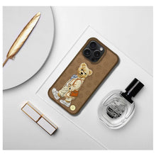 Заредете изображение във визуализатора на галерията – Гръб ZUCK BEAR PARIS GENTLEMAN for IPHONE 15 Pro bag

