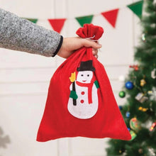 Заредете изображение във визуализатора на галерията – Gift bag under the Christmas tree with a snowman RC-K-279 red
