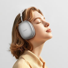 Заредете изображение във визуализатора на галерията – HOCO wireless headphones bluetooth ANC W55 Plus silver
