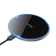 Заредете изображение във визуализатора на галерията – HOCO wireless charger with light 2A 15W CW6 Pro black

