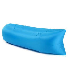 Заредете изображение във визуализатора на галерията – Inflatable sofa blue
