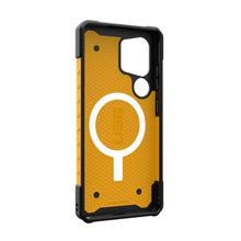 Заредете изображение във визуализатора на галерията – UAG Urban Armor Gear case PATHFINDER MAGNET with built-in magnet for SAMSUNG S25 Ultra 5G heritage yellow
