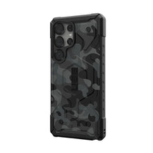 Заредете изображение във визуализатора на галерията – UAG Urban Armor Gear case PATHFINDER SE MAGNET with built-in magnet for SAMSUNG S25 Ultra 5G midnight camo
