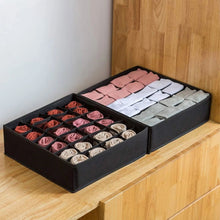Заредете изображение във визуализатора на галерията – Underwear socks drawer organizer 24 compartments RC-K-1087 black
