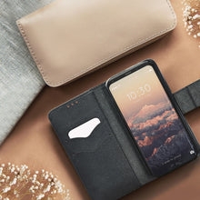 Заредете изображение във визуализатора на галерията – Калъф тип книга FANCY за XIAOMI Redmi 9A златист / черен
