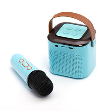 Заредете изображение във визуализатора на галерията – Говорител bluetooth Mini + безжичен микрофон LED Y1 син
