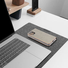 Заредете изображение във визуализатора на галерията – Калъф тип книга LUNA Gold за IPHONE 16e (SE 4 2025) сребрист
