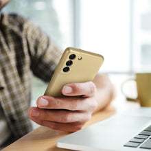 Заредете изображение във визуализатора на галерията – Гръб METALLIC за SAMSUNG S25 Edge златист
