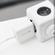 Заредете изображение във визуализатора на галерията – FORCELL F-ENERGY TFK-TC-25WPD зарядно за пътуване Type C + кабел Type C към Type C PD Q.C 3A 25W бяло
