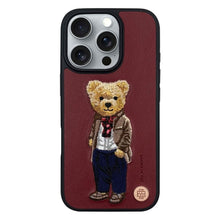 Заредете изображение във визуализатора на галерията – ZUCK BEAR case LONDON CLASSIC for IPHONE 16 chelsea swish
