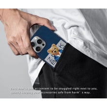 Заредете изображение във визуализатора на галерията – Гръб ZUCK BEAR PARIS GENTLEMAN for IPHONE 16 Pro suit
