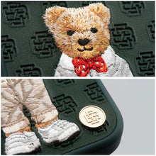 Заредете изображение във визуализатора на галерията – Гръб ZUCK BEAR PARIS GENTLEMAN for IPHONE 16 Pro Max suit
