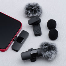 Заредете изображение във визуализатора на галерията – Wireless lavalier microphone Lightning double with long hair (2 in set) K1 black
