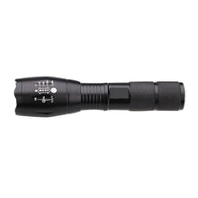 Заредете изображение във визуализатора на галерията – Flashlight LED with telescoping zoom black
